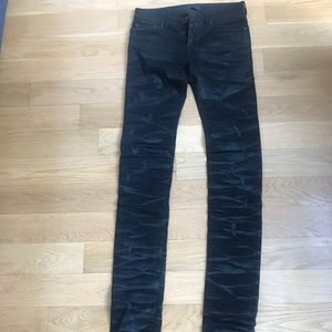 Diesel Black Gold’s Wrinkled Slim Type-2614 Jean